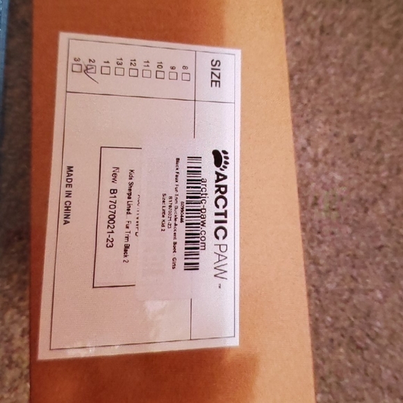 Girls Boots - Picture 2 of 7